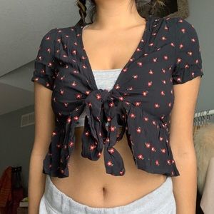 Brandy Melville tie top